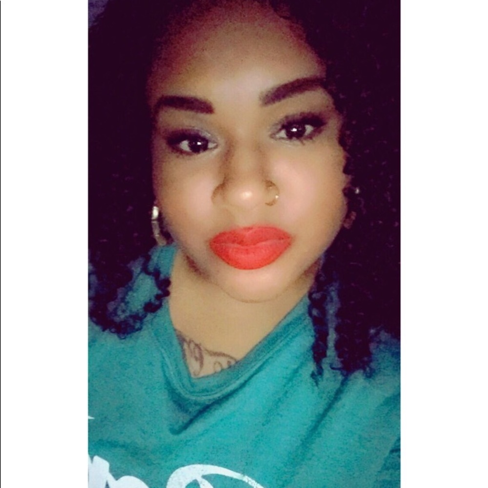 Meet your Posher, Chelc